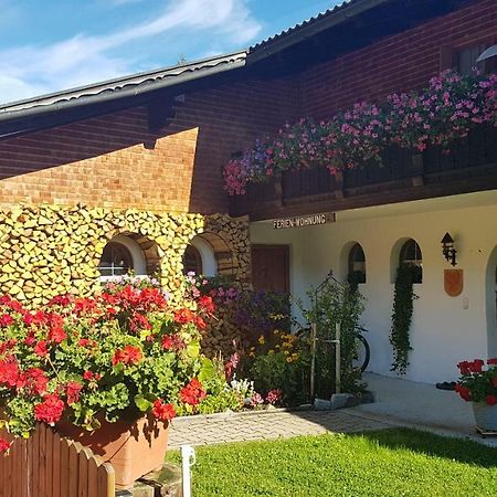 Haus Rochard Lägenhet Kienzen Exteriör bild
